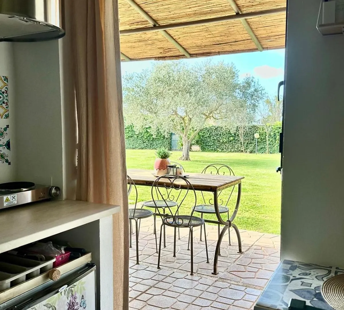 IL CASALE DEI GIRASOLI Country House in Capalbio